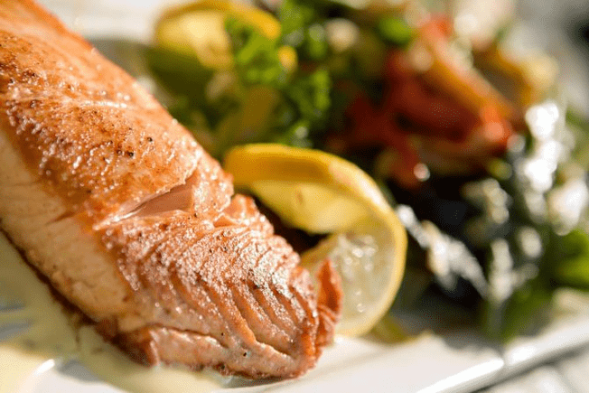 pescado con una dieta proteica